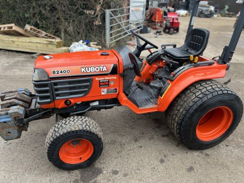 Kubota B2400 Tractor for sale