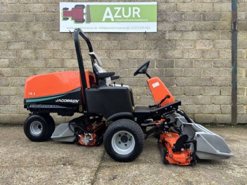 Jacobsen TR3 Triple Tees/utility triple mower fitted with a Kubota diesel engine for sale