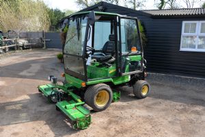 2009 John Deere 900 Triple Cylinder Mower with Full Cab for sale