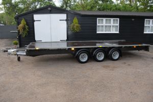 2015 Ifor Williams Tri Axle Flat Bed LM186 Trailer for sale