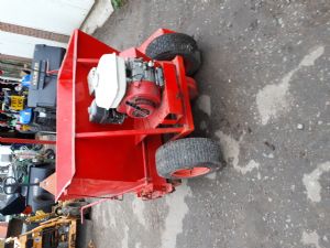Petrol drive topdresser  for sale