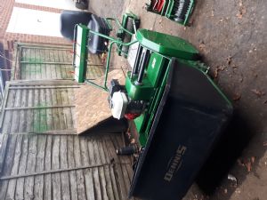 Dennis g860 mower with cassettes  for sale