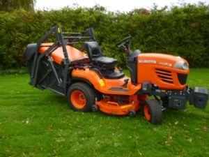 KUBOTA G23 LAWN TRACTOR COLLECT HIGH HOURS 887 for sale