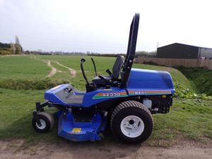 ISEKI SZ330 ZERO TURN MOWER for sale