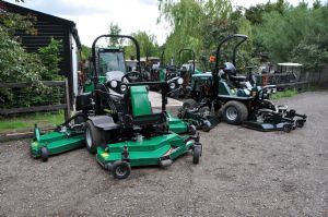 2014 Ransomes HR6010 Triple Rotary Batwing Mower for sale