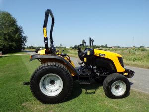 JCB 335HST COMPACT TRACTOR for sale
