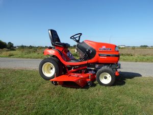 KUBOTA G2160 MID DECK SIDE DISCHARGE RIDE ON MOWER for sale
