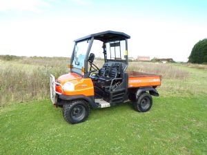 KUBOTA RTV900 UTILITY VEHICLE 4X4 ROOF AND SCREEN for sale