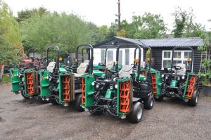 2016 Ransomes Parkway 3 Meteor Triple Cylinder Ride on Mower for sale
