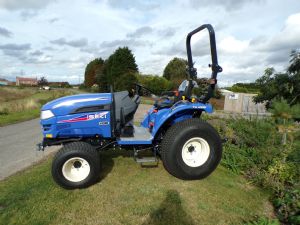 ISEKI TH4335 COMPACT TRACTOR for sale