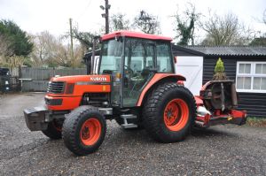 2002 Kubota M5700 4WD Tractor with Trimax S2 Rotary Mower for sale