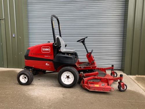 TORO 3280 GROUND MASTER OUTFRONT RIDE ON MOWER ONLY 1400 HOURS YEAR 2015 4X4  for sale