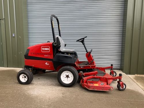 TORO 3280 GROUND MASTER OUTFRONT RIDE ON MOWER ONLY 1400 HOURS YEAR 2015 4X4  for sale