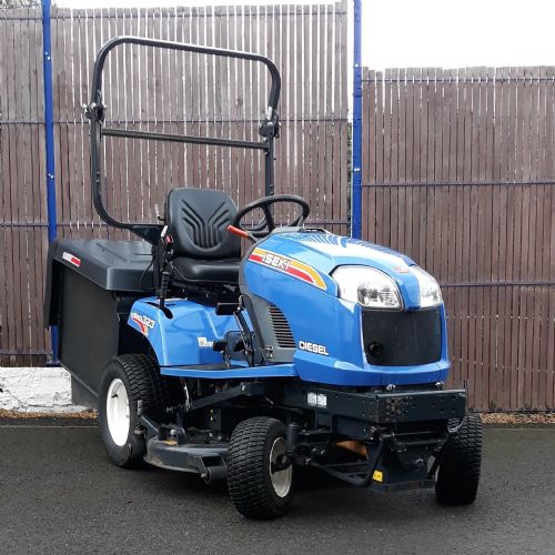 Iseki SXG323H Ride -on Tractor  for sale