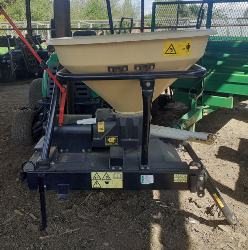 Vicon fertiliser spreader  for sale