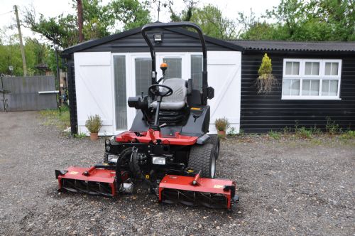 2013 Toro / Hayter LT3340 Triple Cylinder Ride on Mower for sale