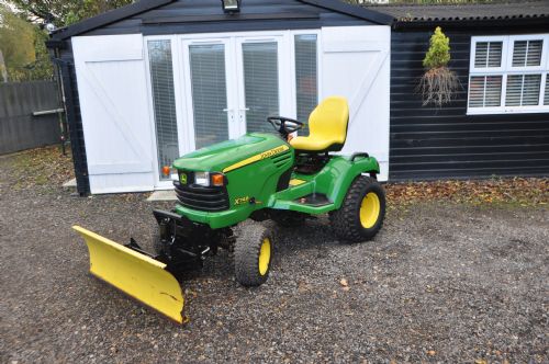 2013 John Deere X748 Ride on Mower for sale