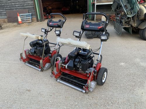 2x Toro Greensmaster 1000 for sale