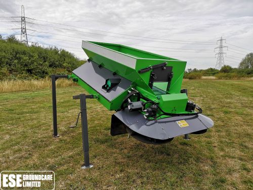 StarGreen TD700 Mounted Topdresser for sale
