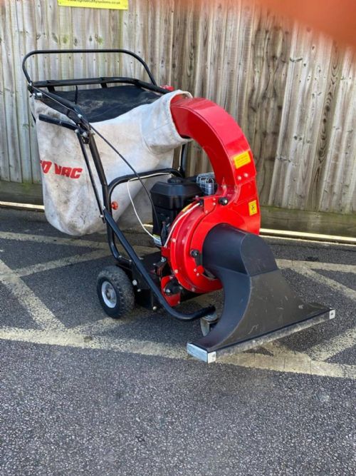 Echo ES320 Pedestrian Vacuum Debris/leaf collector for sale