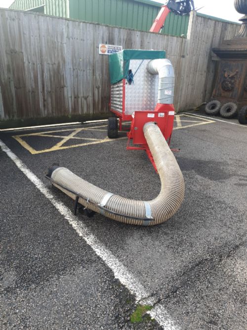 SCH TRCL Large Capacity Trailed Leaf Collector for sale