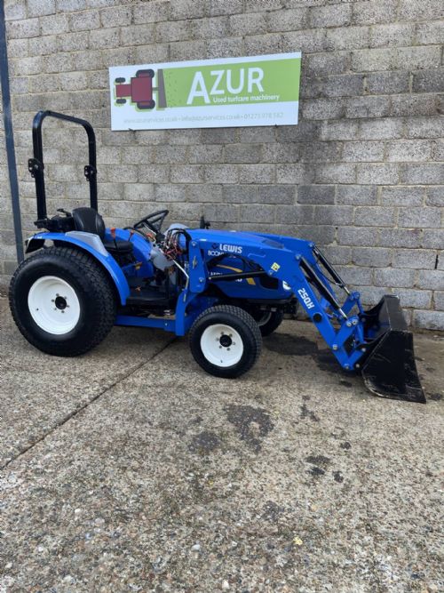 New Holland Boomer 30 compact tractor with a Lewis front loader & bucket for sale