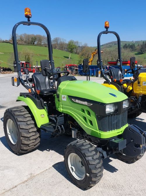 Avenger 26HP 9+3 Transmission Compact Tractor for sale