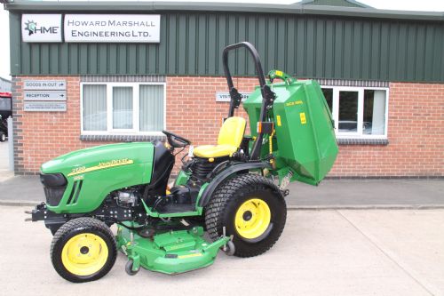 John Deere 2720 HST Compact Utility Tractor for sale