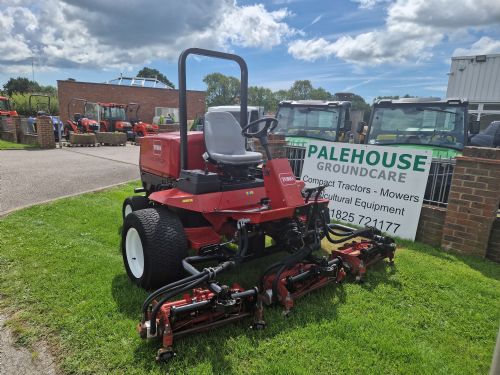 Toro Reelmaster 6500-D 5 cylinder gang mower for sale