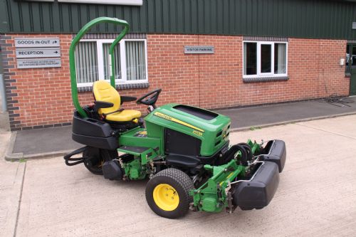 John Deere 2653B Cylinder/Reel Mower for sale