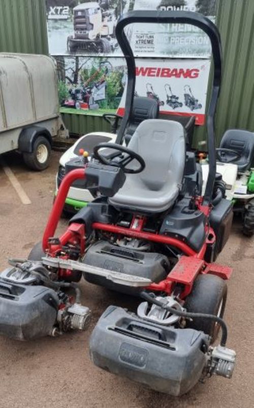 Toro 3420 Triflex Greensmaster mower  for sale