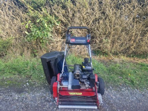 Toro Greensmaster 1000 21 for sale