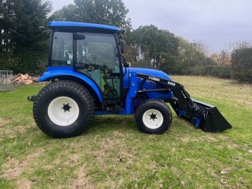 New Holland Boomer 40  HST, 2020 , 550 hours , with loader for sale