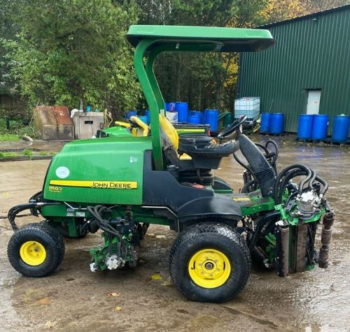 John Deere 8500 Precision Cut for sale