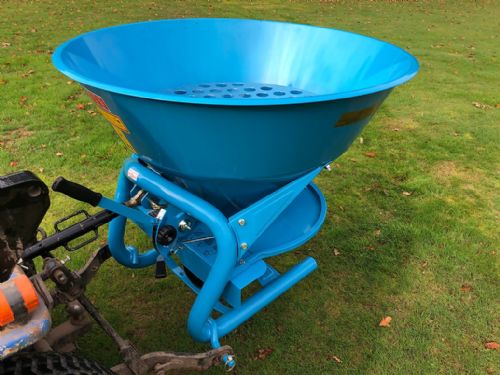 Fertiliser Broadcaster Mounted 270L for sale