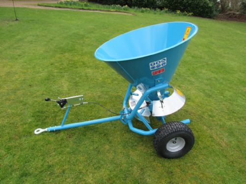 Fertiliser Broadcaster Towed 73L for sale