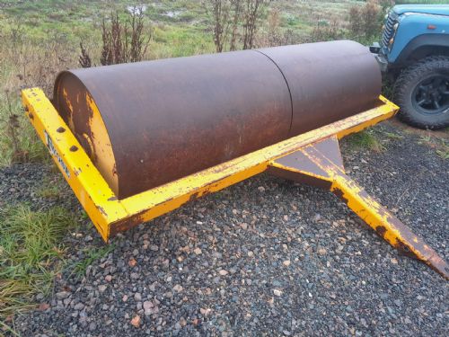 Twose 8ft Roller for sale