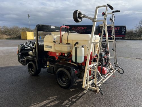 Cushman Truckster with Gambetti 1000L sprayer  for sale