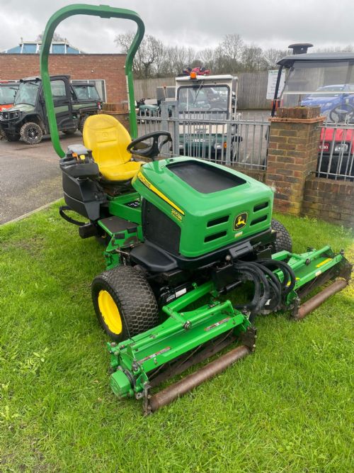 John Deere 2653B Ride on Triple Mower for sale