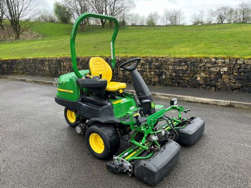 John Deere 2500E Greens Mower  for sale