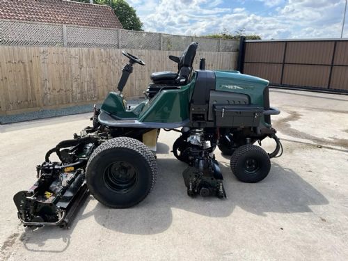 HAYTER FM524 4WD 5 GANG FAIRWAY RIDE ON LAWN MOWER for sale
