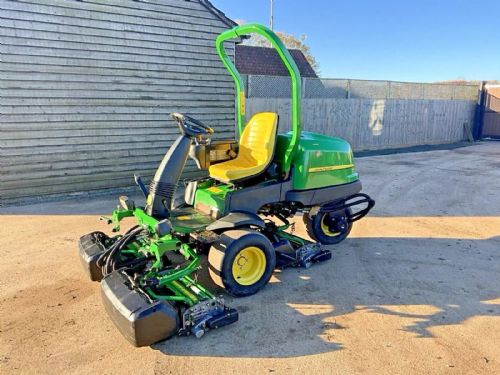 2013 JOHN DEERE 2500B for sale