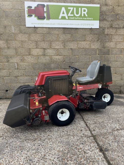 Toro Reelmaster 2000-D Triple mower with Grass Collection for sale