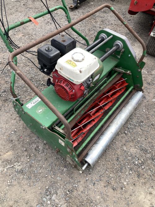 Dennis G860 Cylinder Mower  for sale