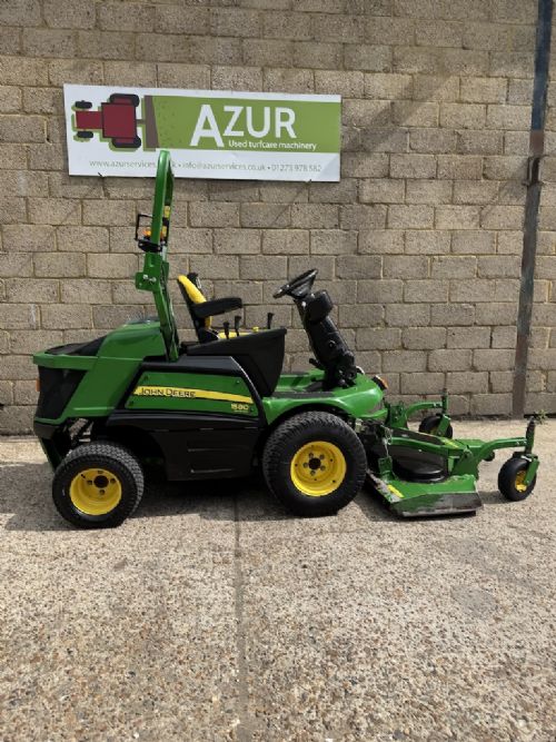 John Deere F1580 out front ride on rotary with a 62