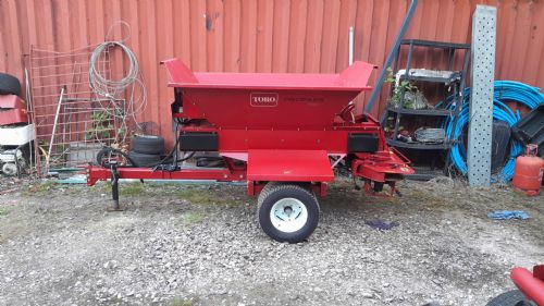 Toro Propass Top Dresser for sale
