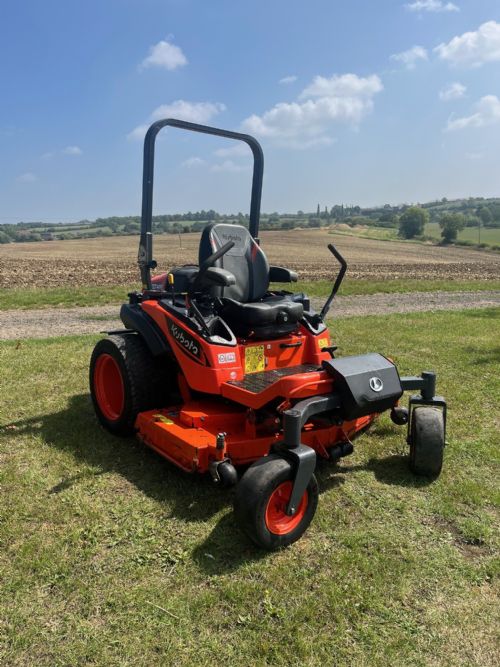 KUBOTA ZD1211 DIESEL ZERO TURN MOWER for sale
