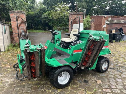 Ransomes Commander 3520 5 Gang Cylinder Mower 4WD for sale