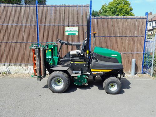 Ransomes Parkway 3 triple cylinder ride on mower for sale