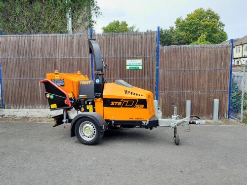 Forst ST8D wood chipper towable  for sale